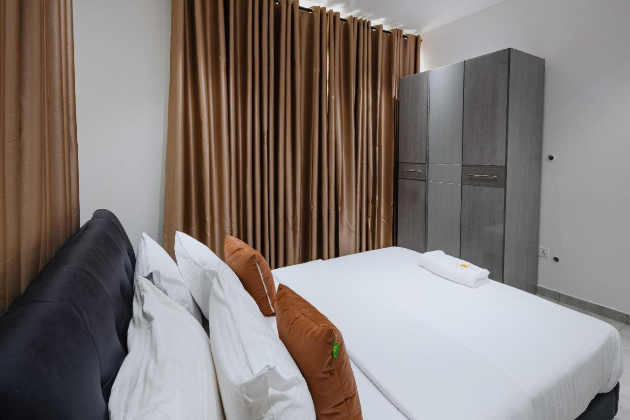 The Avery Apartments At Odomaa Place B, East Airport Accra Luaran gambar