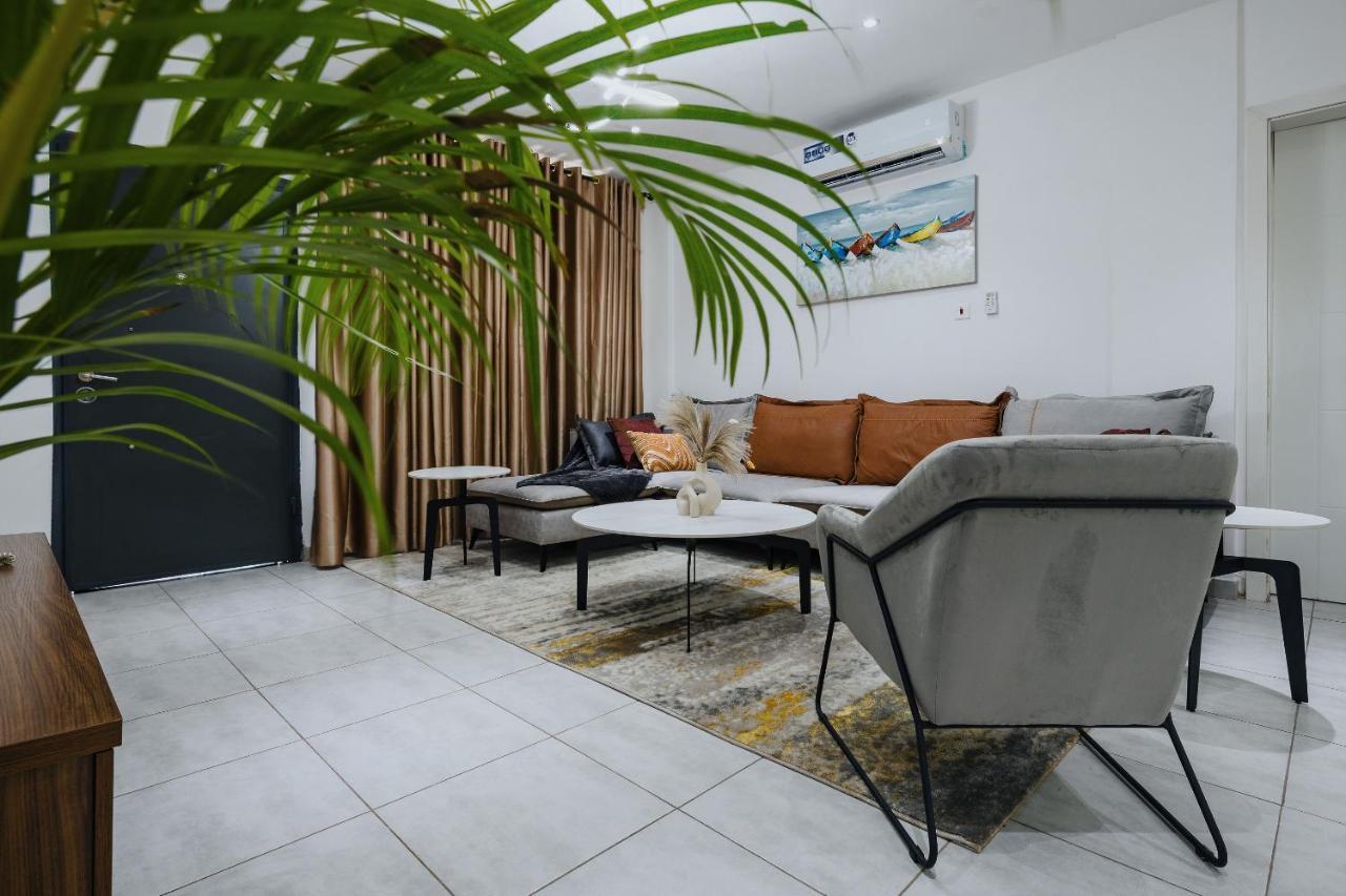 The Avery Apartments At Odomaa Place B, East Airport Accra Luaran gambar