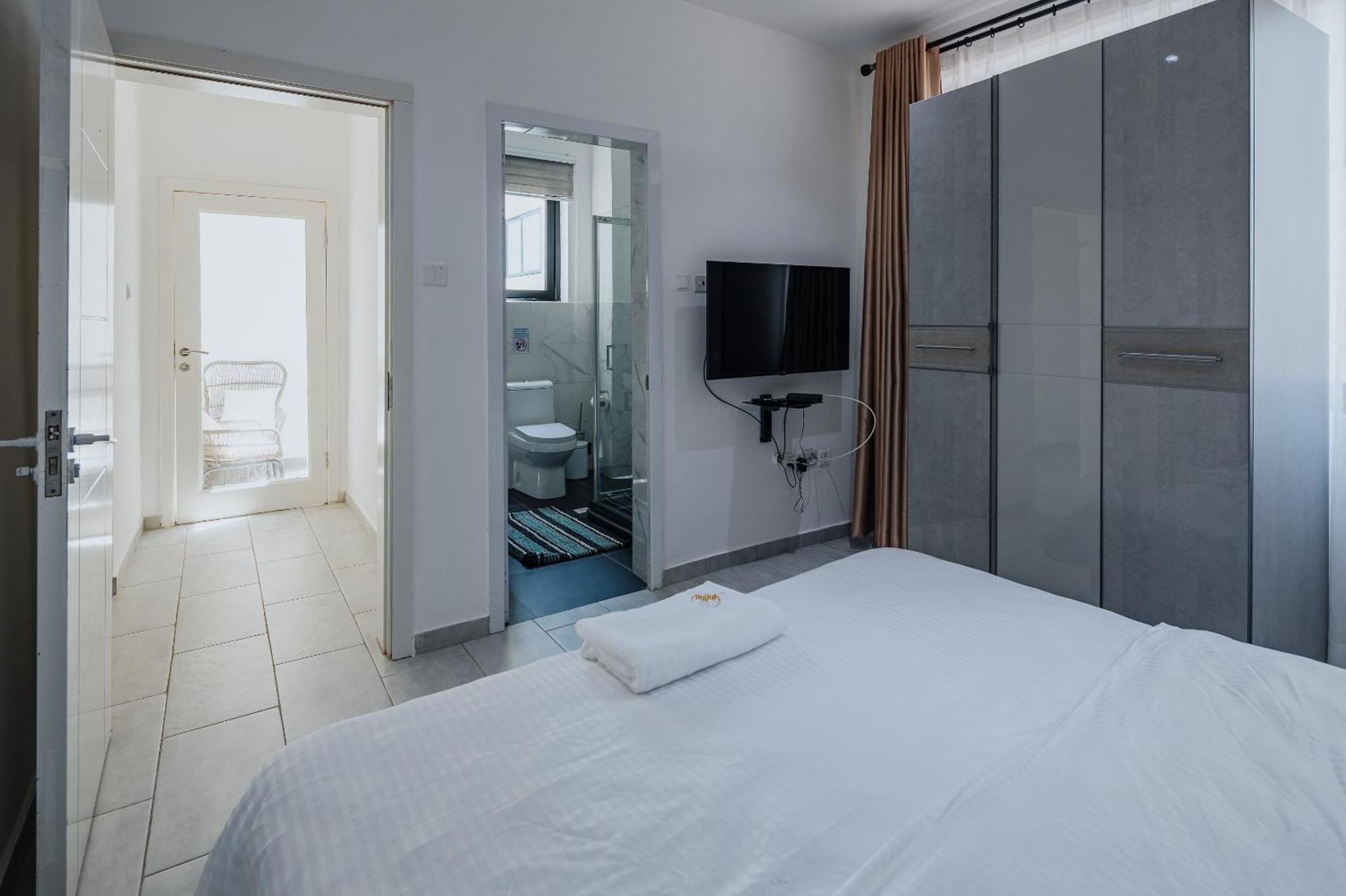 The Avery Apartments At Odomaa Place B, East Airport Accra Luaran gambar